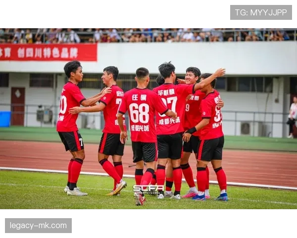 J1联赛争冠白热化：强队稳扎稳打，冠军悬念持续升级