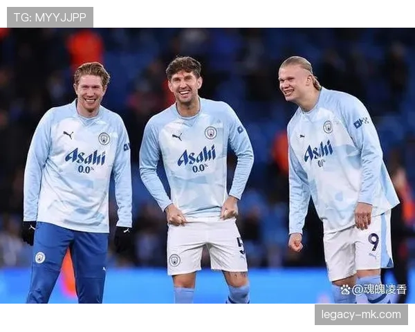 阿尔瓦雷斯与福登:曼城进攻体系中的战术角色及贡献对比